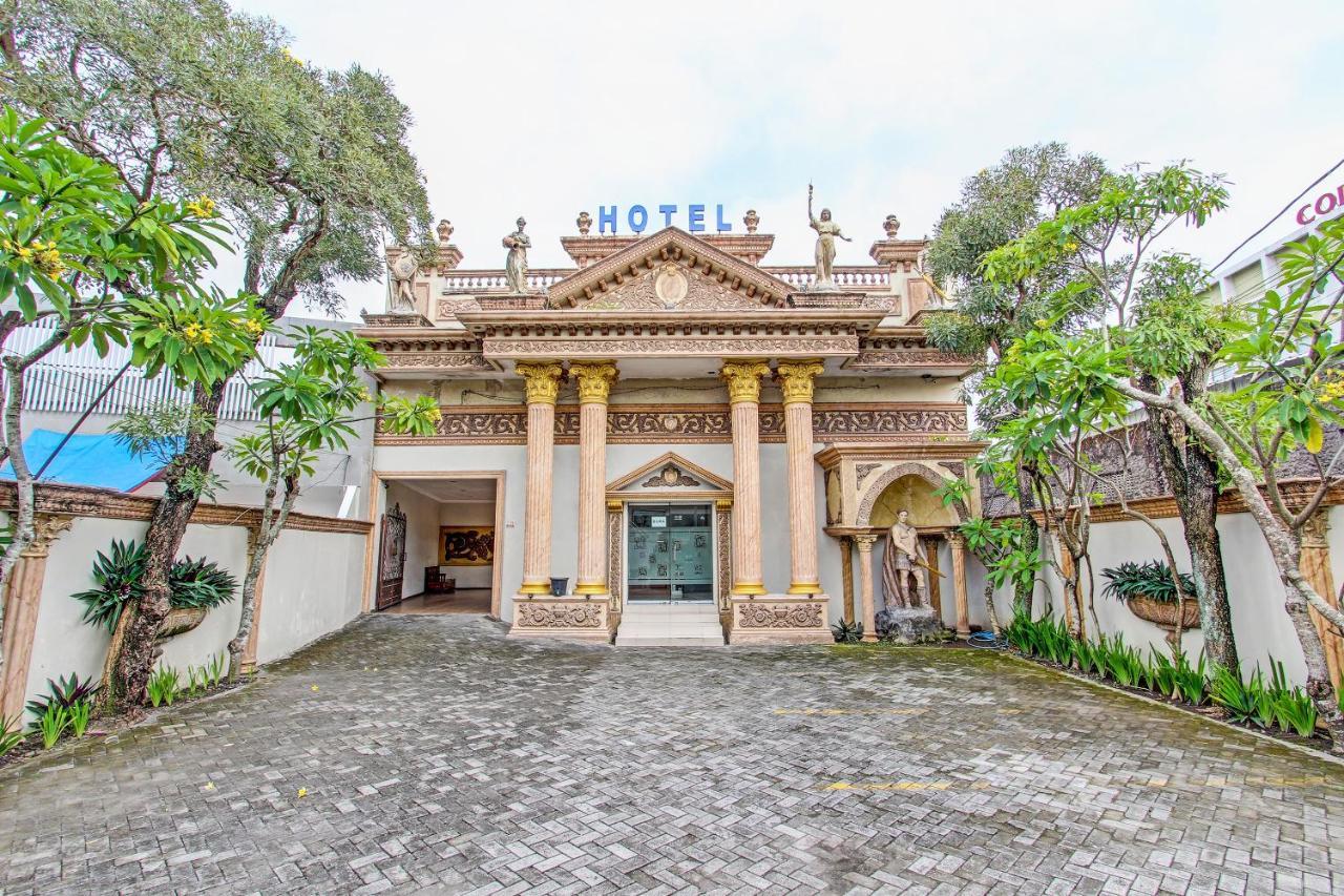 Oyo 91785 Hotel Srikandi Kalasan Tanjungtirto Kültér fotó