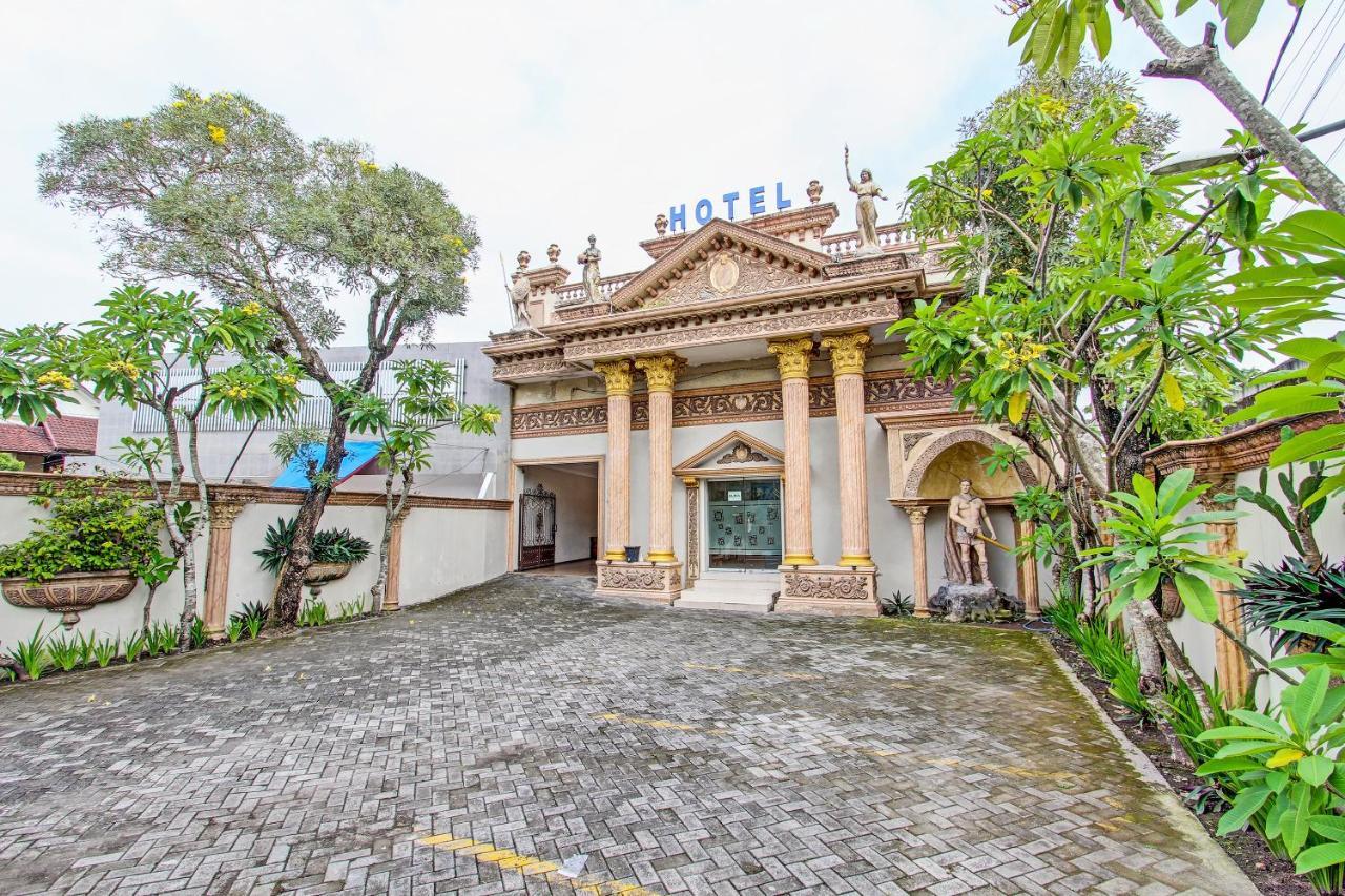 Oyo 91785 Hotel Srikandi Kalasan Tanjungtirto Kültér fotó